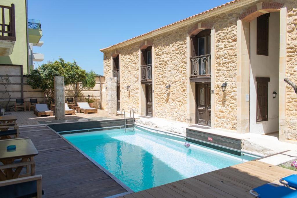 Volakas Beachfront Suites Rethymno  Exterior photo