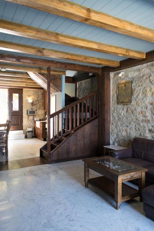 Volakas Beachfront Suites Rethymno  Exterior photo