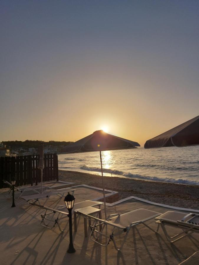 Volakas Beachfront Suites Rethymno  Exterior photo